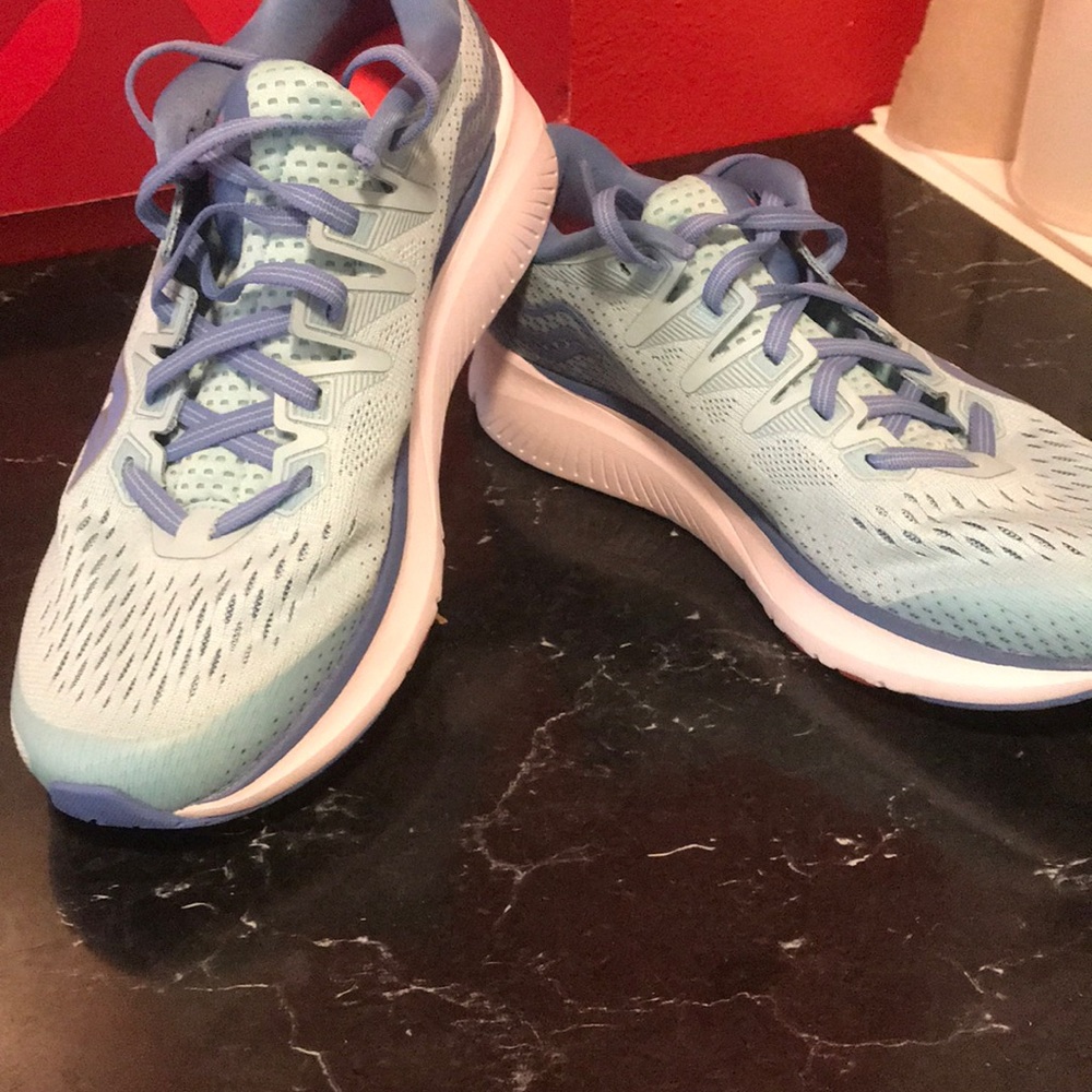 Saucony Ride ISO 2 women’s size 9B